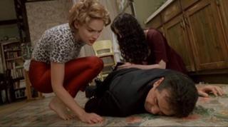 Sharon Stone feet photo thumbnail