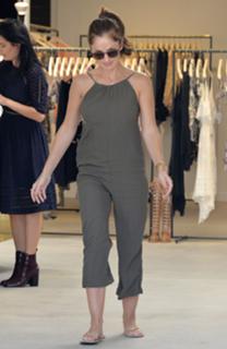Minka Kelly feet photo thumbnail