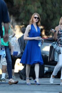 Emma Stone feet photo thumbnail