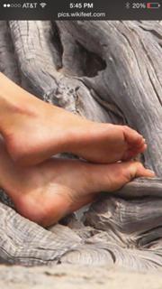 Amanda Cerny feet photo thumbnail