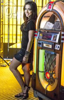 Anitta feet photo thumbnail