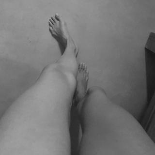 Doutzen Kroes feet photo thumbnail