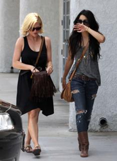 Brittany Snow feet photo thumbnail