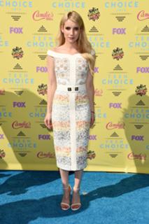 Emma Roberts feet photo thumbnail
