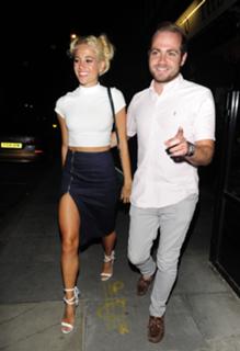 Pixie Lott feet photo thumbnail