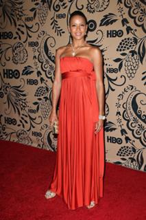 Dania Ramirez feet photo thumbnail