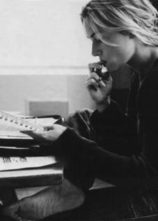 Kate Winslet feet photo thumbnail