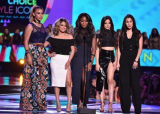 Camila Cabello feet photo thumbnail
