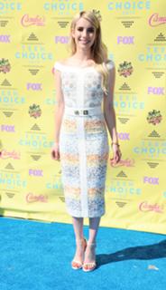 Emma Roberts feet photo thumbnail