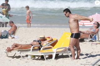 Adriane Galisteu feet photo thumbnail