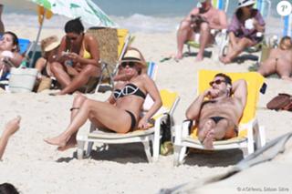 Adriane Galisteu feet photo thumbnail