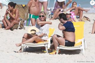 Adriane Galisteu feet photo thumbnail