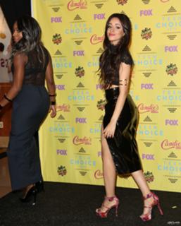 Camila Cabello feet photo thumbnail