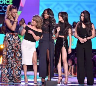 Camila Cabello feet photo thumbnail