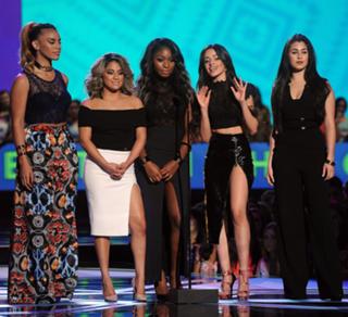 Camila Cabello feet photo thumbnail