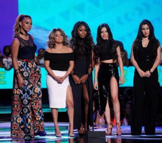 Camila Cabello feet photo thumbnail