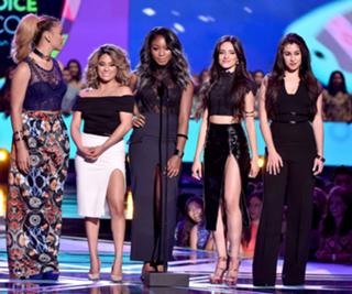 Camila Cabello feet photo thumbnail