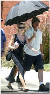 Denise Richards feet photo thumbnail