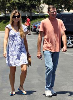 Denise Richards feet photo thumbnail