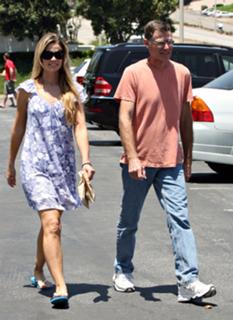 Denise Richards feet photo thumbnail