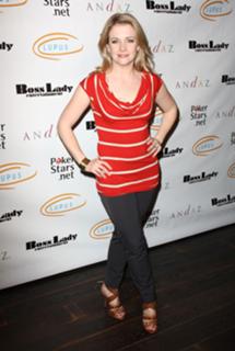 Melissa Joan Hart feet photo thumbnail