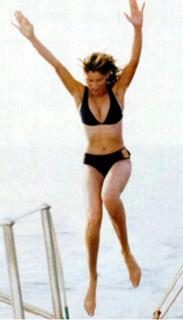 Laetitia Casta feet photo thumbnail