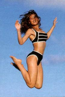 Laetitia Casta feet photo thumbnail