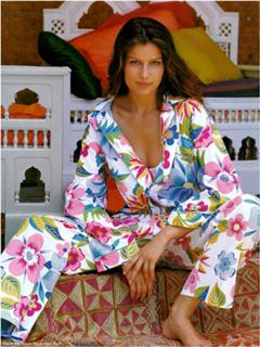Laetitia Casta feet photo thumbnail
