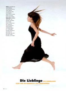Laetitia Casta feet photo thumbnail