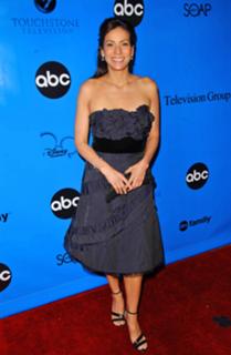 Constance Marie feet photo thumbnail