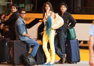Anushka Sharma feet photo thumbnail