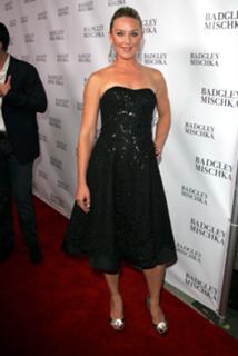Elisabeth Röhm feet photo thumbnail