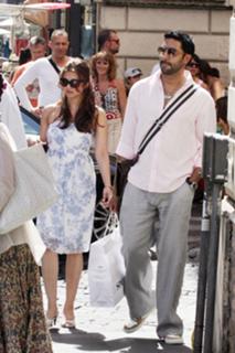 Aishwarya Rai Bachchan feet photo thumbnail