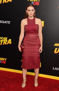 Holland Roden feet photo thumbnail