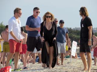 Mariah Carey feet photo thumbnail