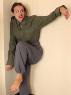Colleen Ballinger feet photo thumbnail