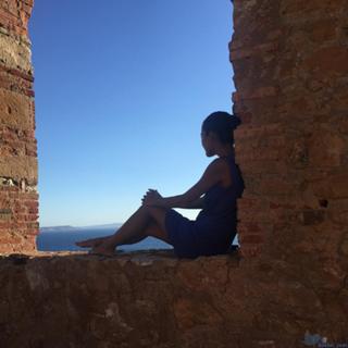 Giorgia Palmas feet photo thumbnail
