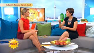 Alina Merkau feet photo thumbnail