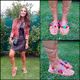 Paula Echevarría feet photo thumbnail