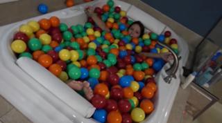 Brittney Smith feet photo thumbnail