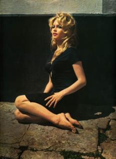 Brigitte Bardot feet photo thumbnail