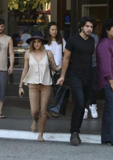 Lucy Hale feet photo thumbnail