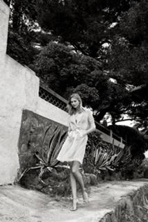 Karlie Kloss feet photo thumbnail