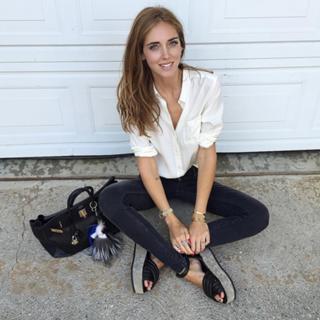 Chiara Ferragni feet photo thumbnail