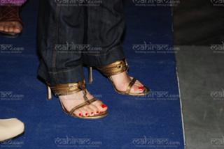 Kareena Kapoor feet photo thumbnail