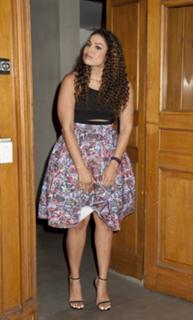Jordin Sparks feet photo thumbnail