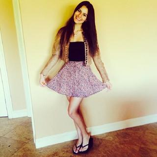 Madison Reed feet photo thumbnail