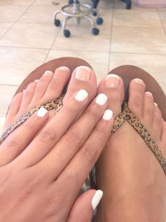Madison Reed feet photo thumbnail
