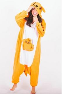 Colleen Ballinger feet photo thumbnail