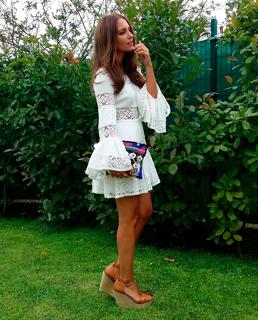 Paula Echevarría feet photo thumbnail